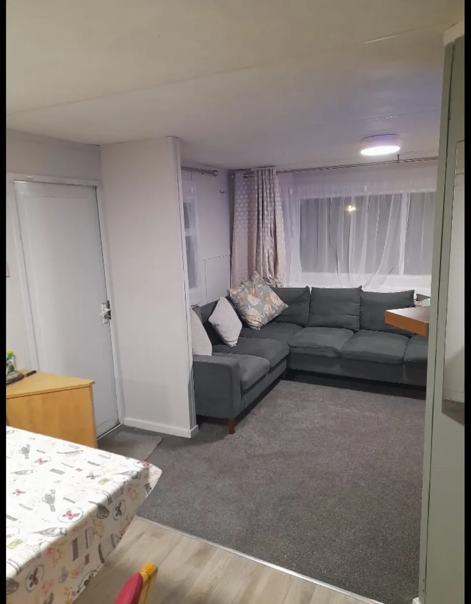 Mobile home - Image 2