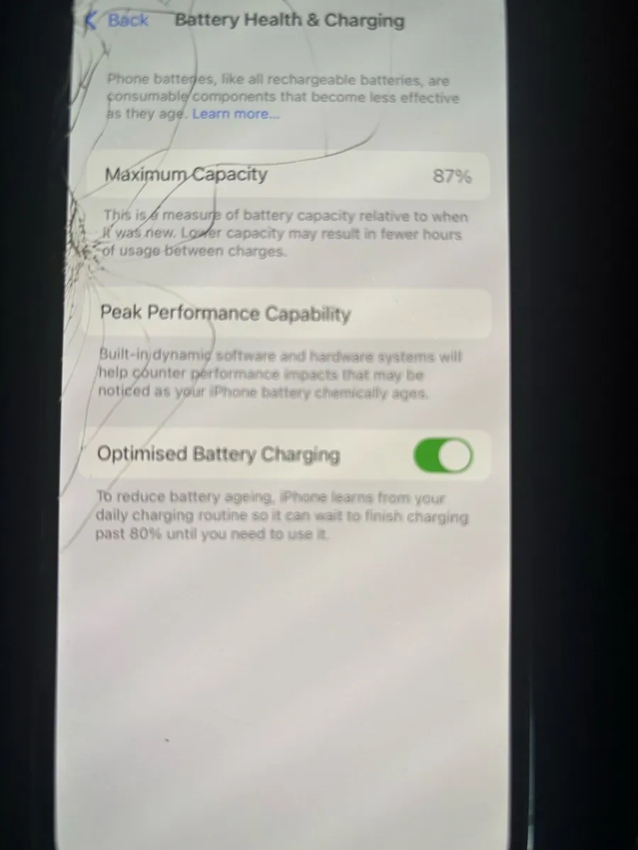 iPhone 13 screen cracked - Image 4