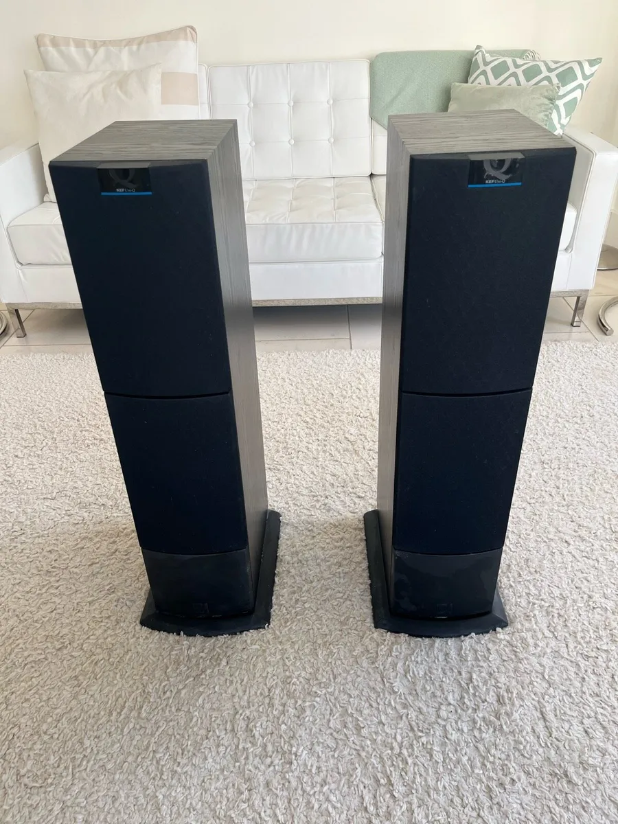 KEF UniQ 50 Speakers - Image 1