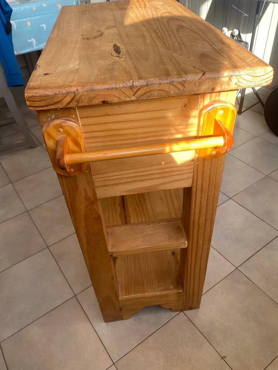 Display/Dresser unit - Image 3