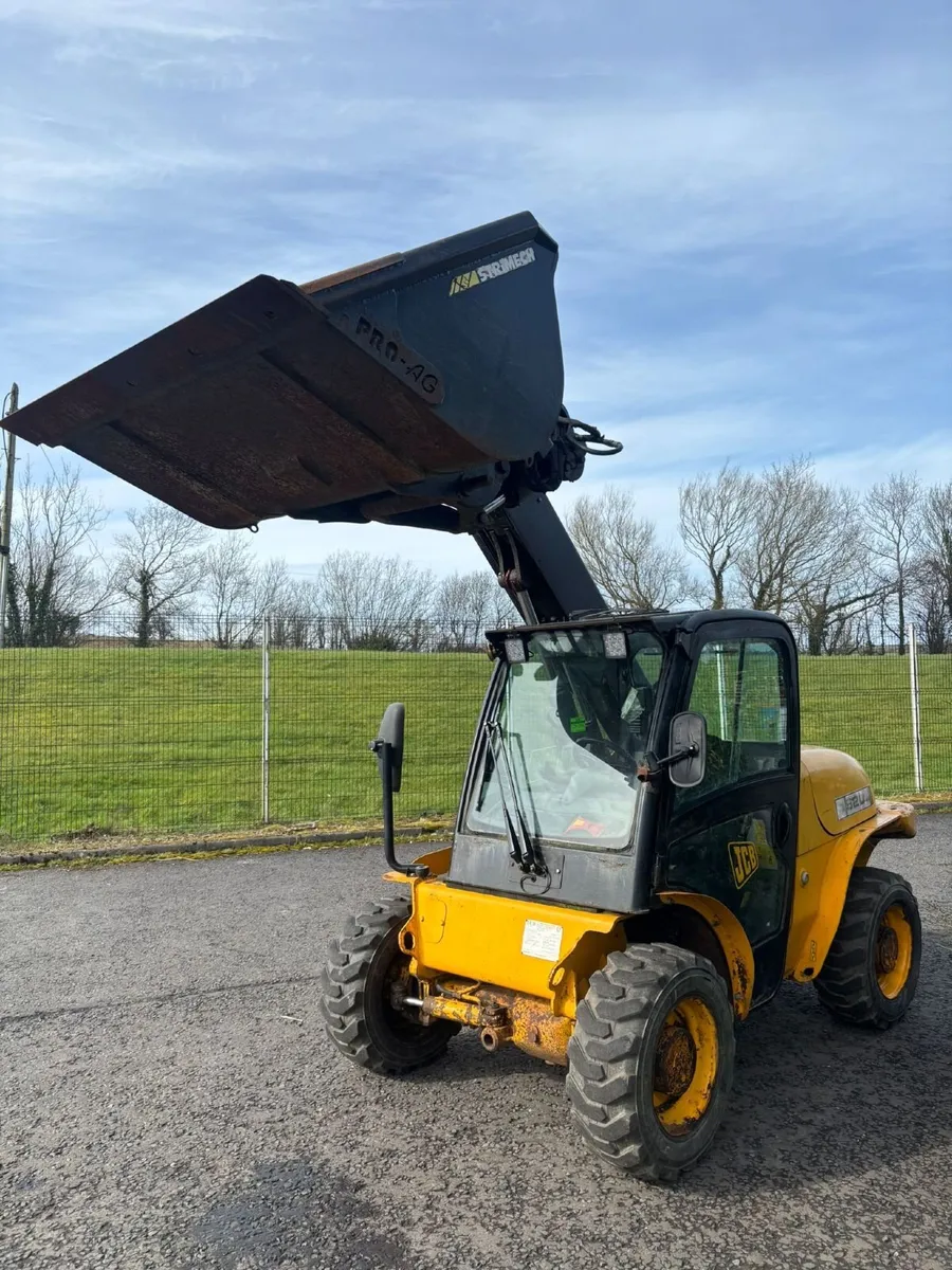 JCB 520 40 - Image 2