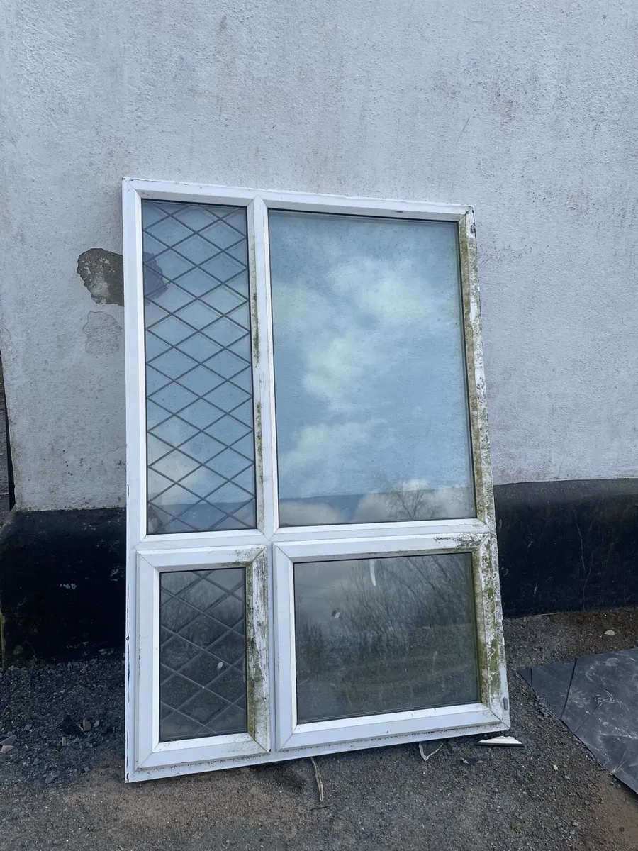 4x PVC windows 1x PVC door - Image 3