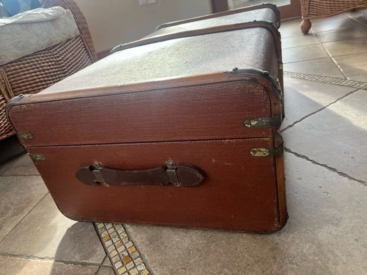 steamer trunk - Image 2