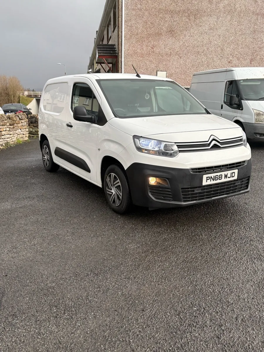 2019 citroen  berlingo mot - Image 1