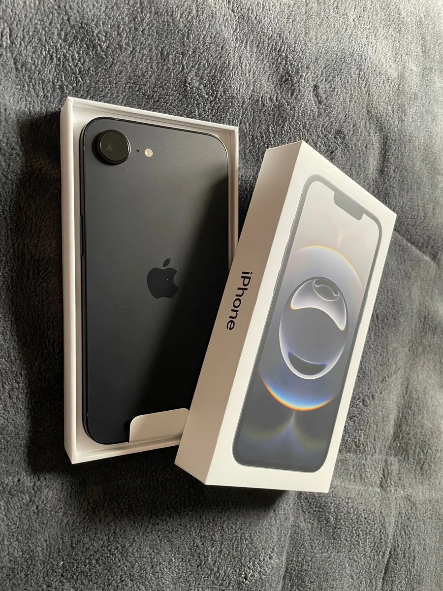 iPhone 16e - Image 2