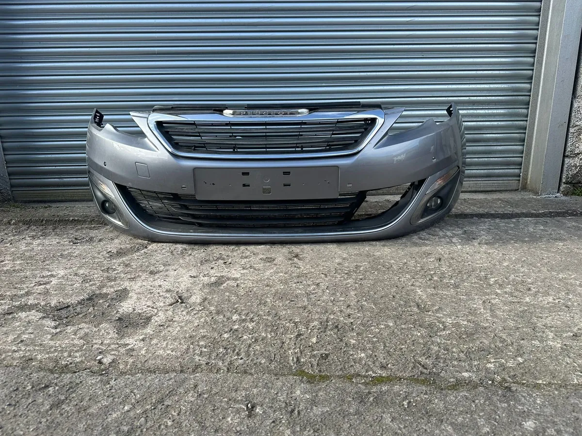 Front Bumper Peugeot 308 2016 - Image 1