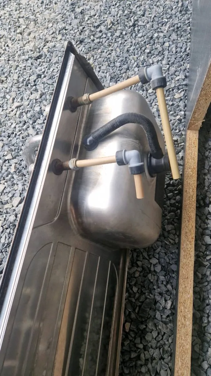 Kitchen sink - Image 3