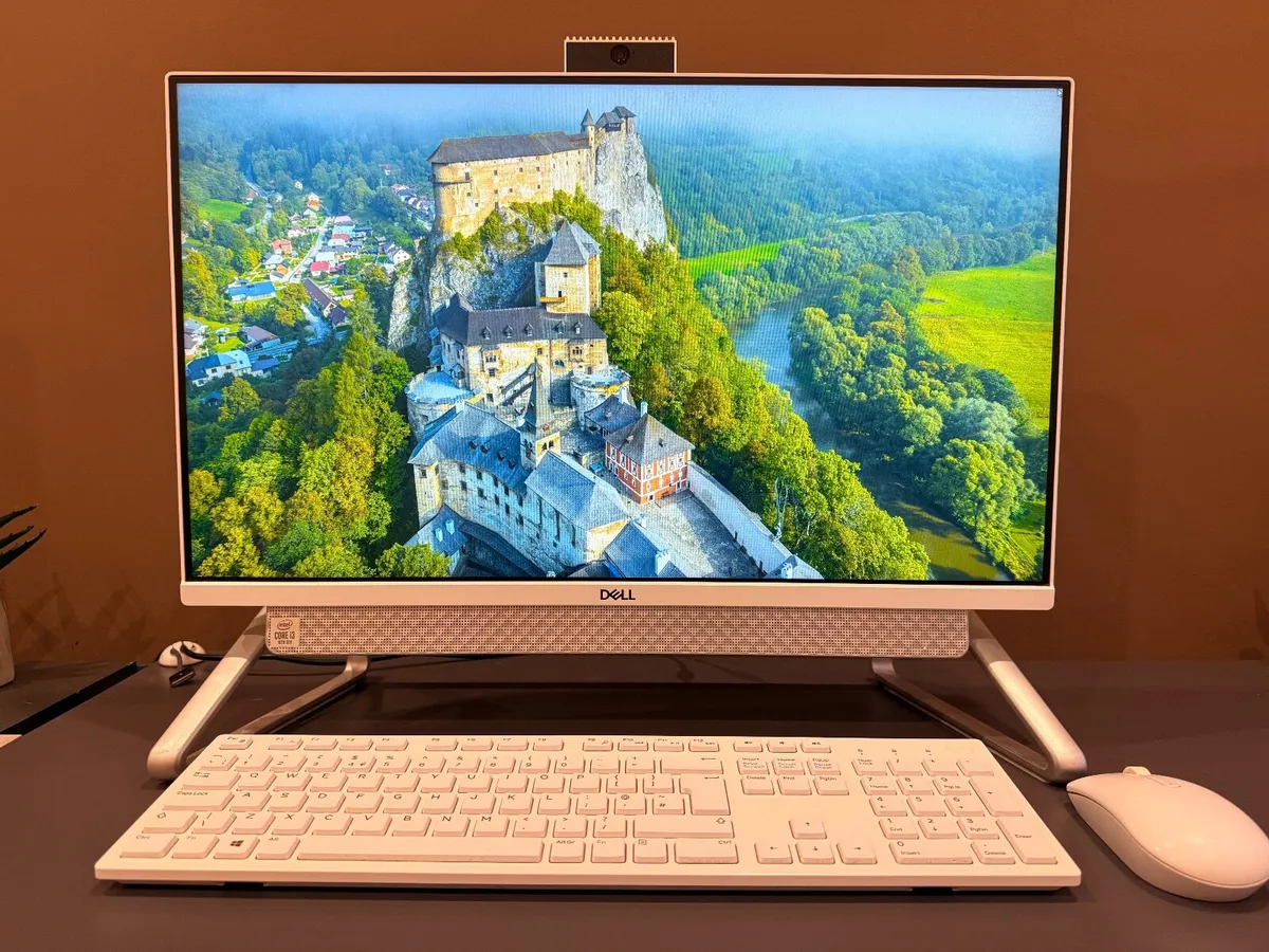 Dell Inspiron 5490 All-in-One PC | 24" FHD 8GB Ram - Image 3
