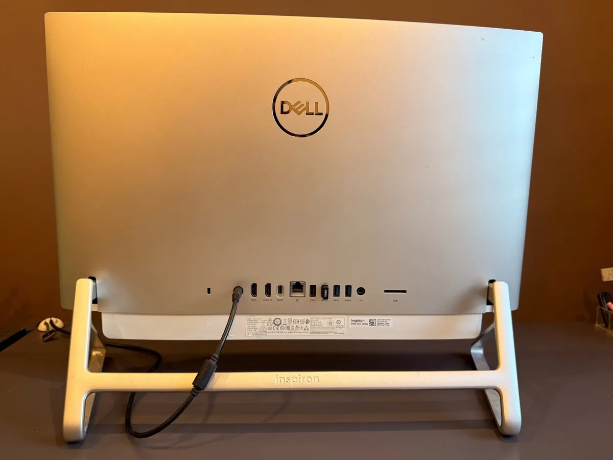 Dell Inspiron 5490 All-in-One PC | 24" FHD 8GB Ram - Image 4