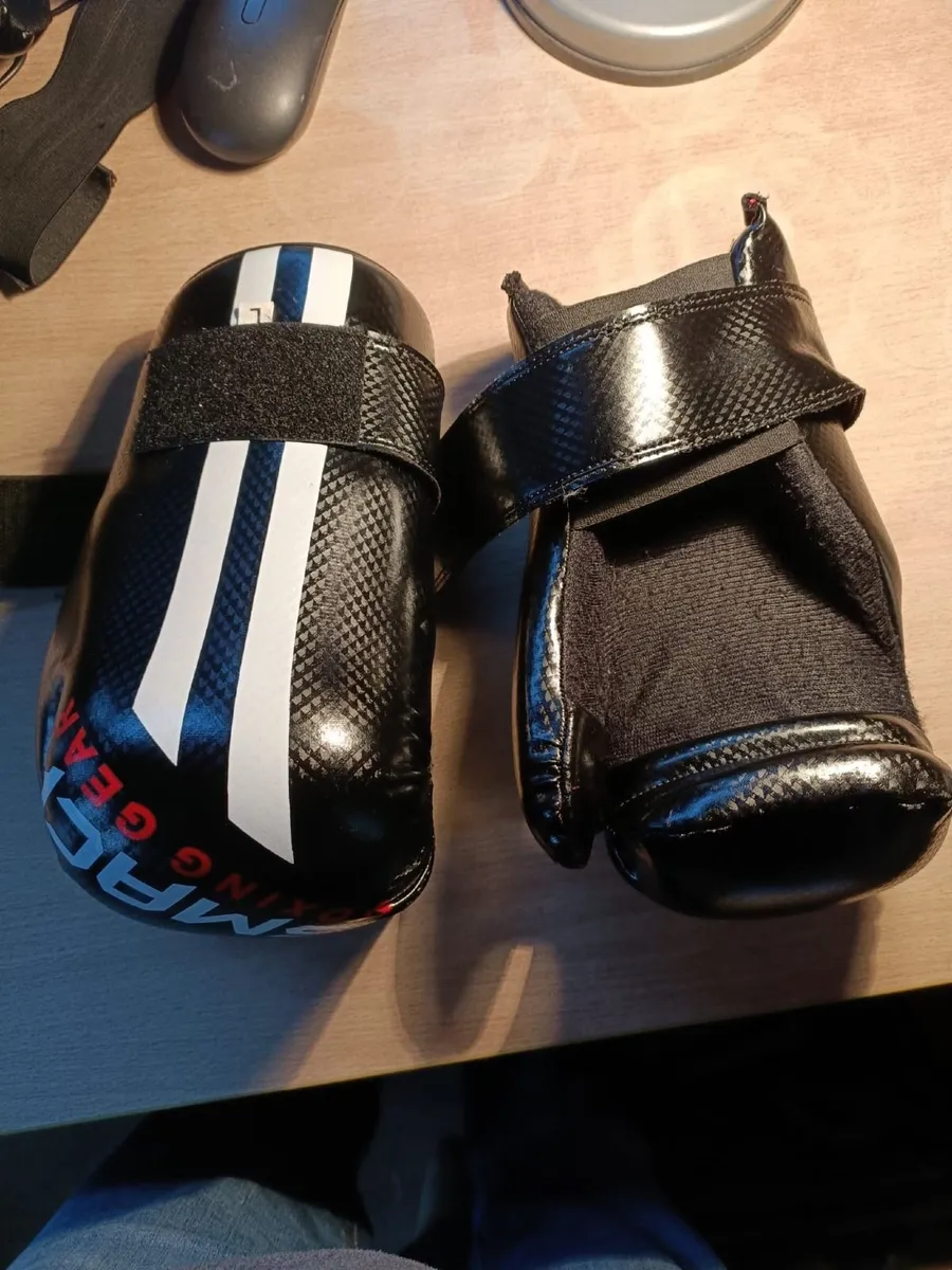 kickboxing sparring gloves, boots. head-guard - Image 1