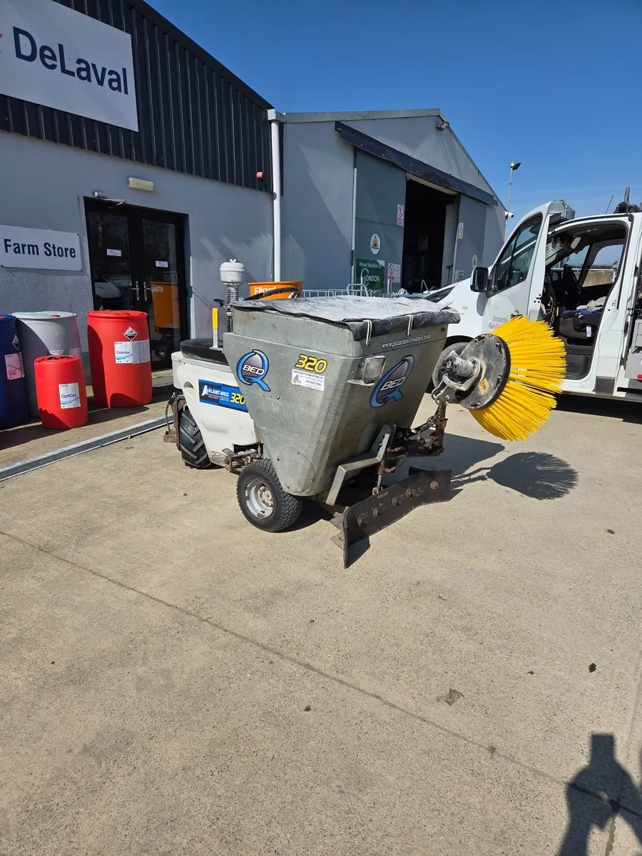 2023 Q Bed - Image 2