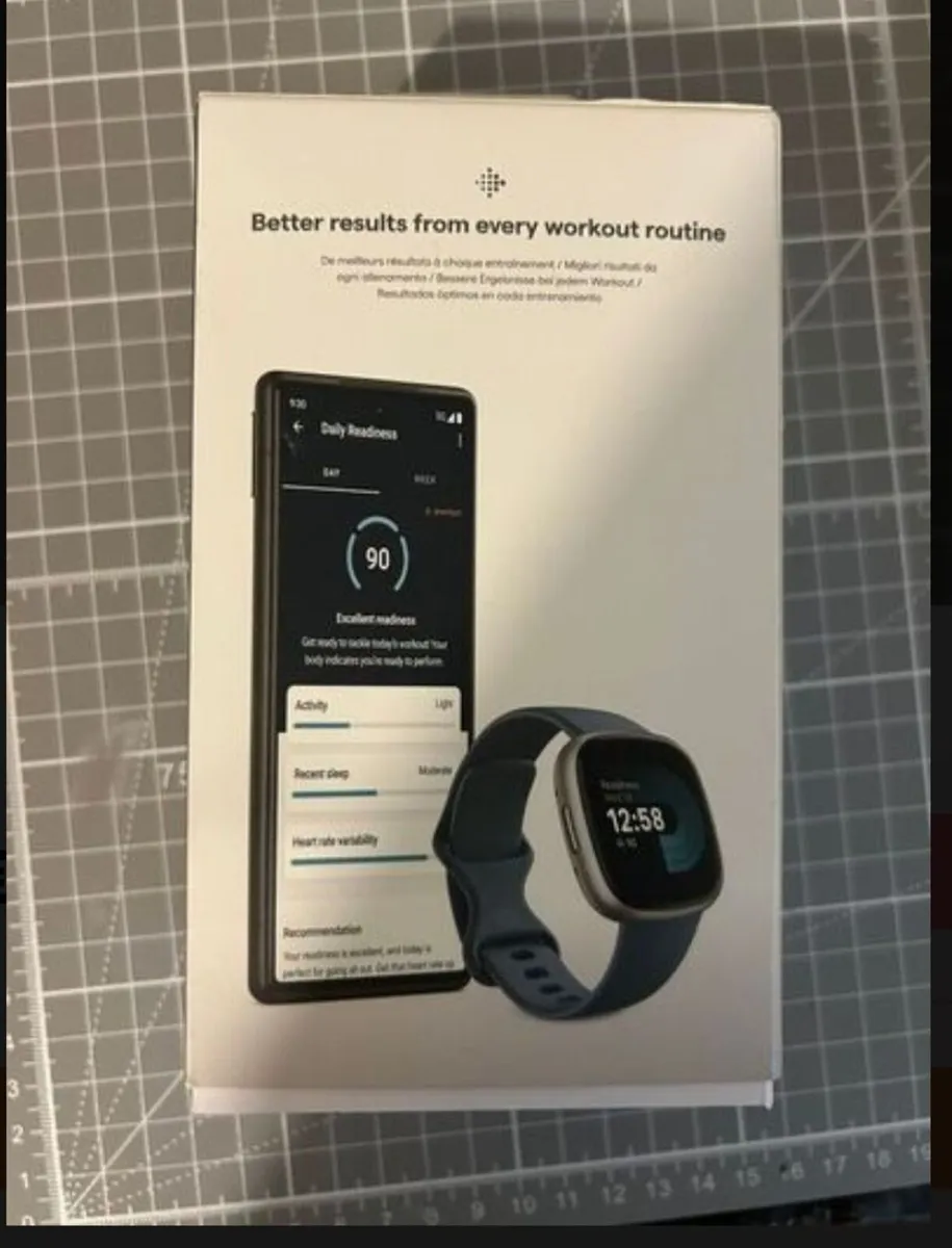 Fitbit Versa 4 - Image 3