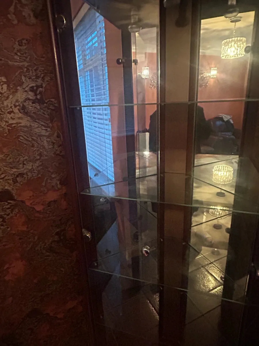 Mahogany Glass cabinet - Image 4