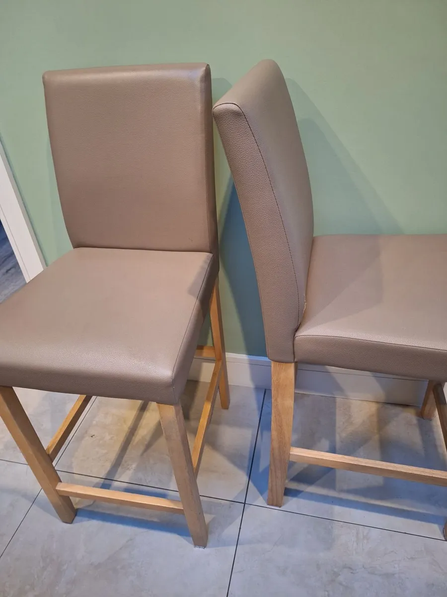 Breakfast Bar Stools x2 - Image 2