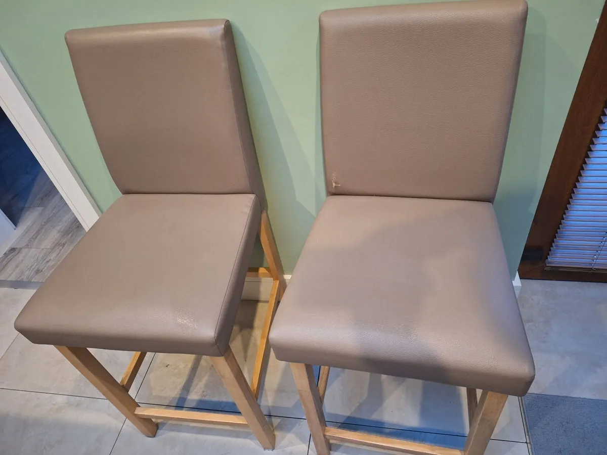 Breakfast Bar Stools x2 - Image 1