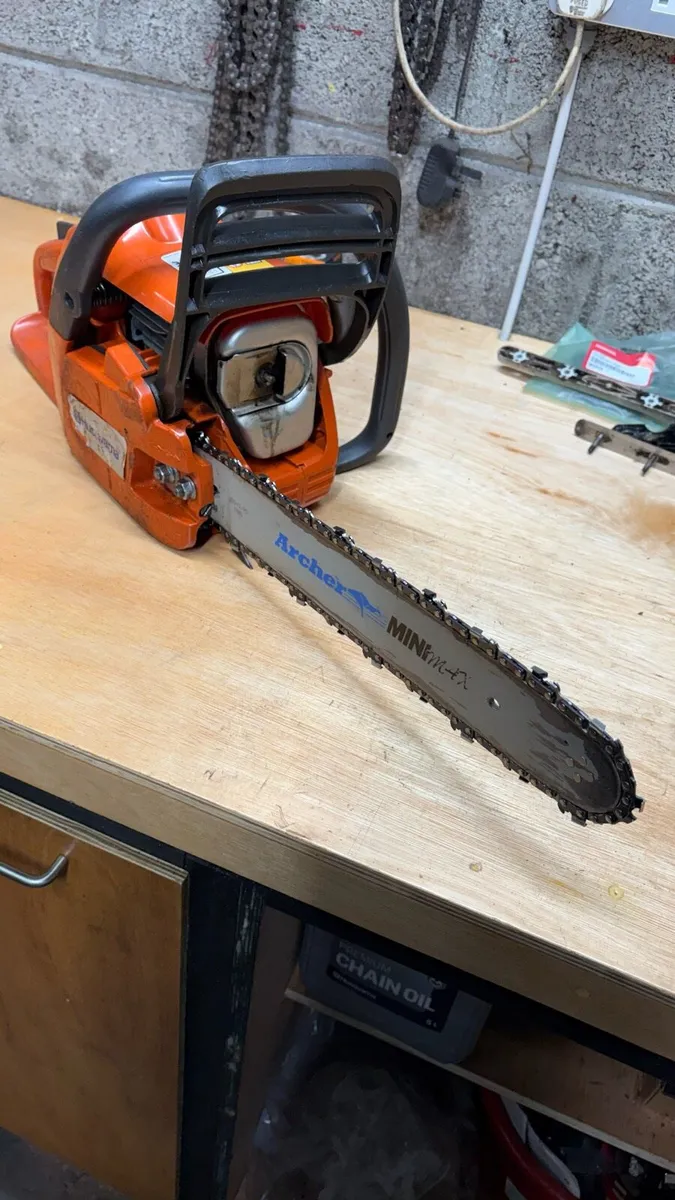 Husqvarna 236 chainsaw - Image 3