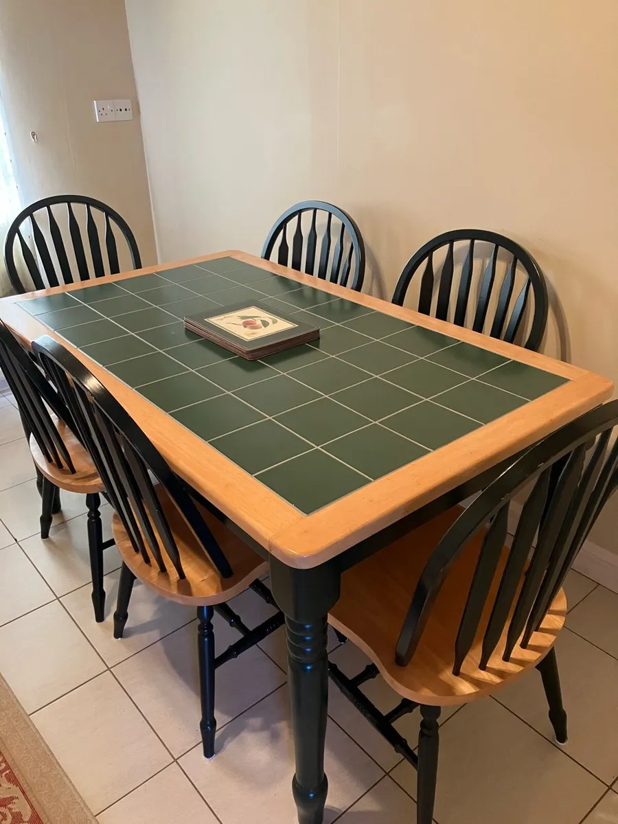 Dining table and six chairs - Image 2