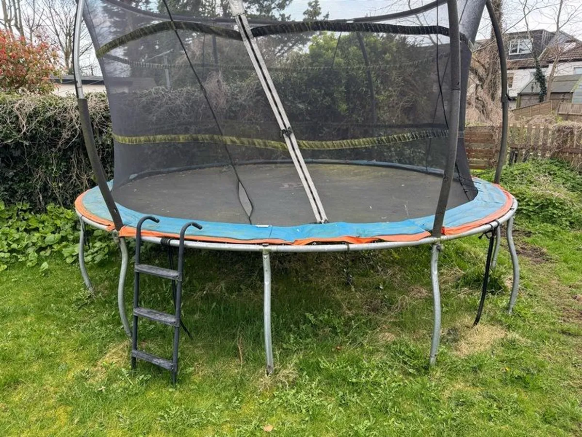trampoline: large old trampoline - Image 3