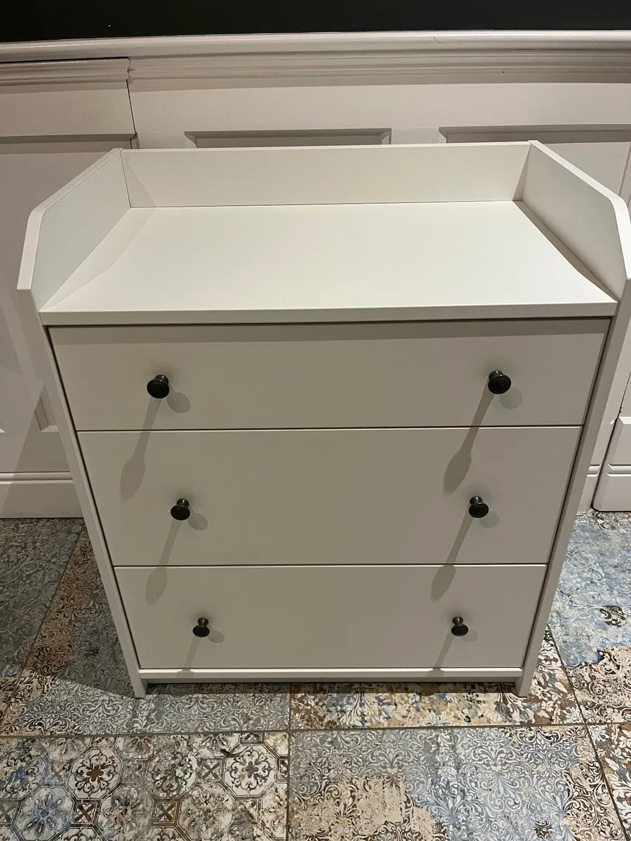 Chest drawers - Image 1