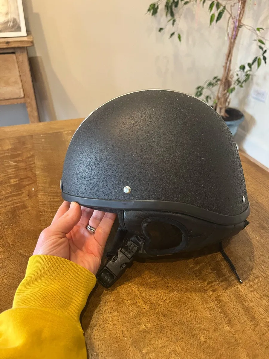 Champion kids horse riding helmet - Image 2