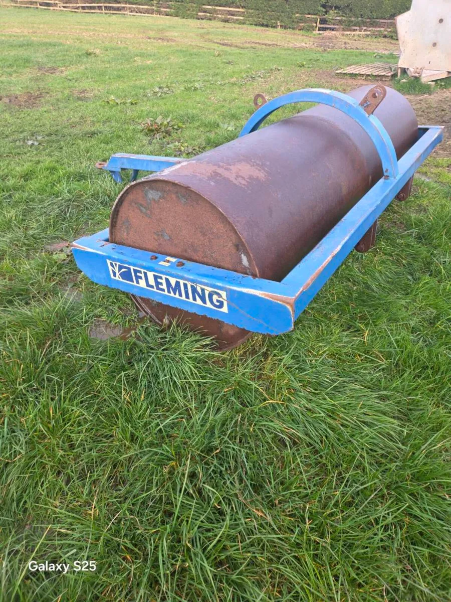 Fleming 8ft roller *NO VAT - Image 2