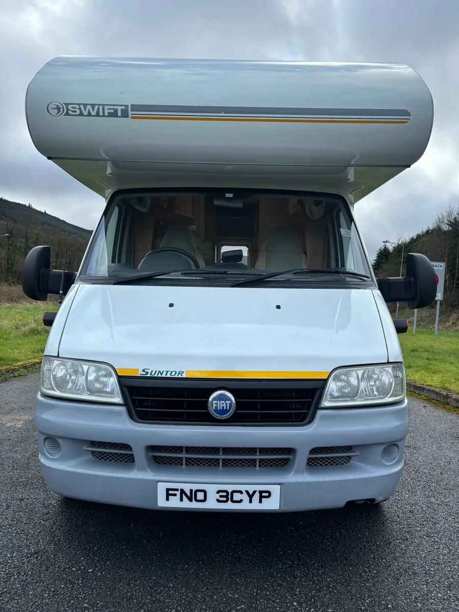 Fiat Ducato 2.8 TDI SWIFT SUNTOR 6 berth year 2004 - Image 2