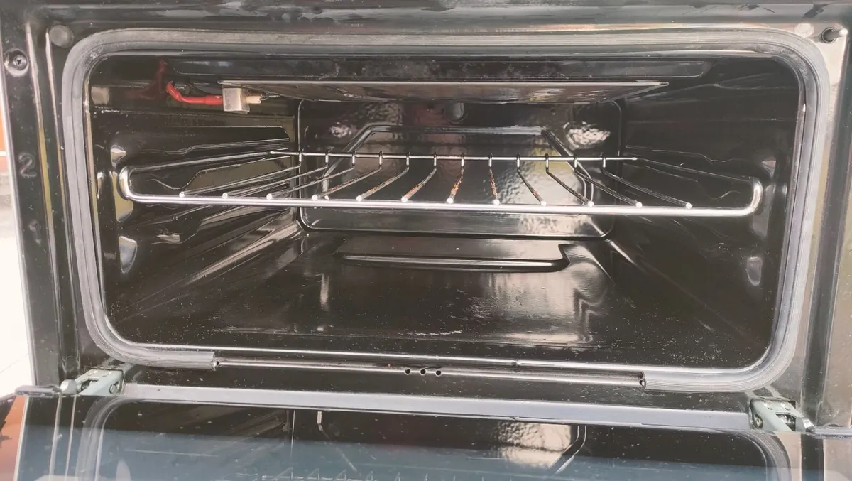 Gas Cooker/Oven - Image 2