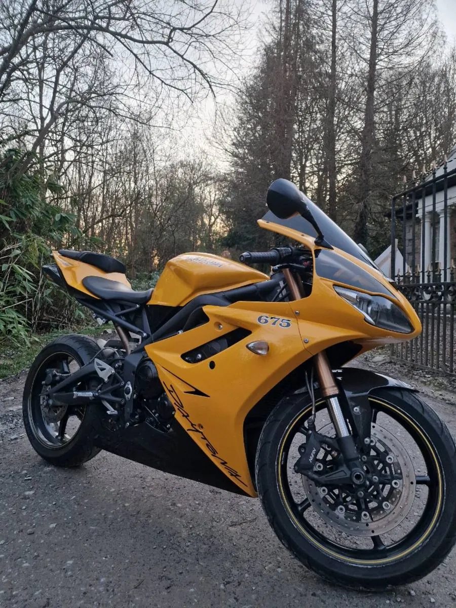 Triumph super 3 - Image 2