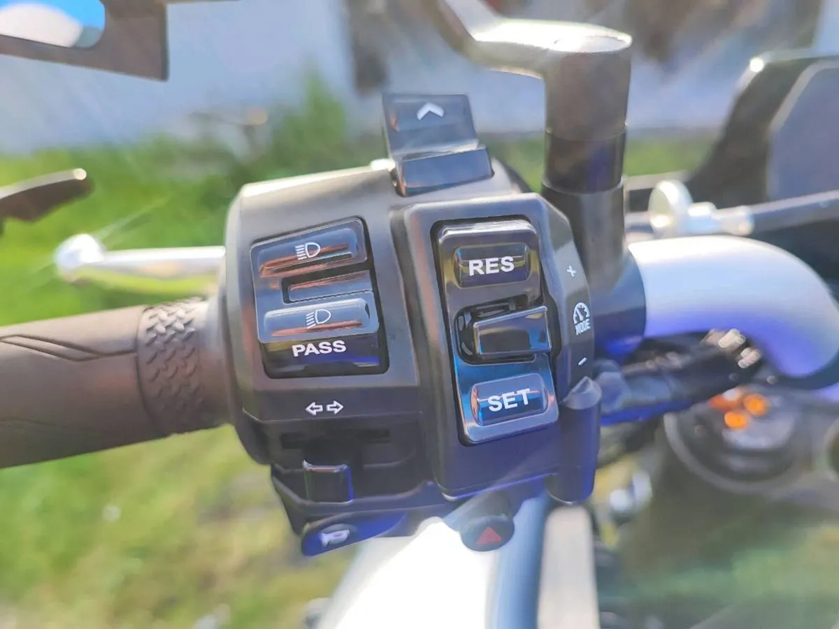 Yamaha mt10 - Image 2