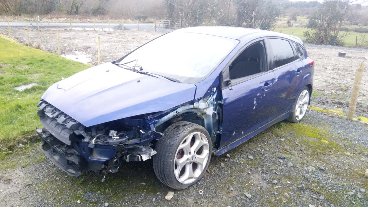 17 ford focus st-line 1.5tdci - Image 2