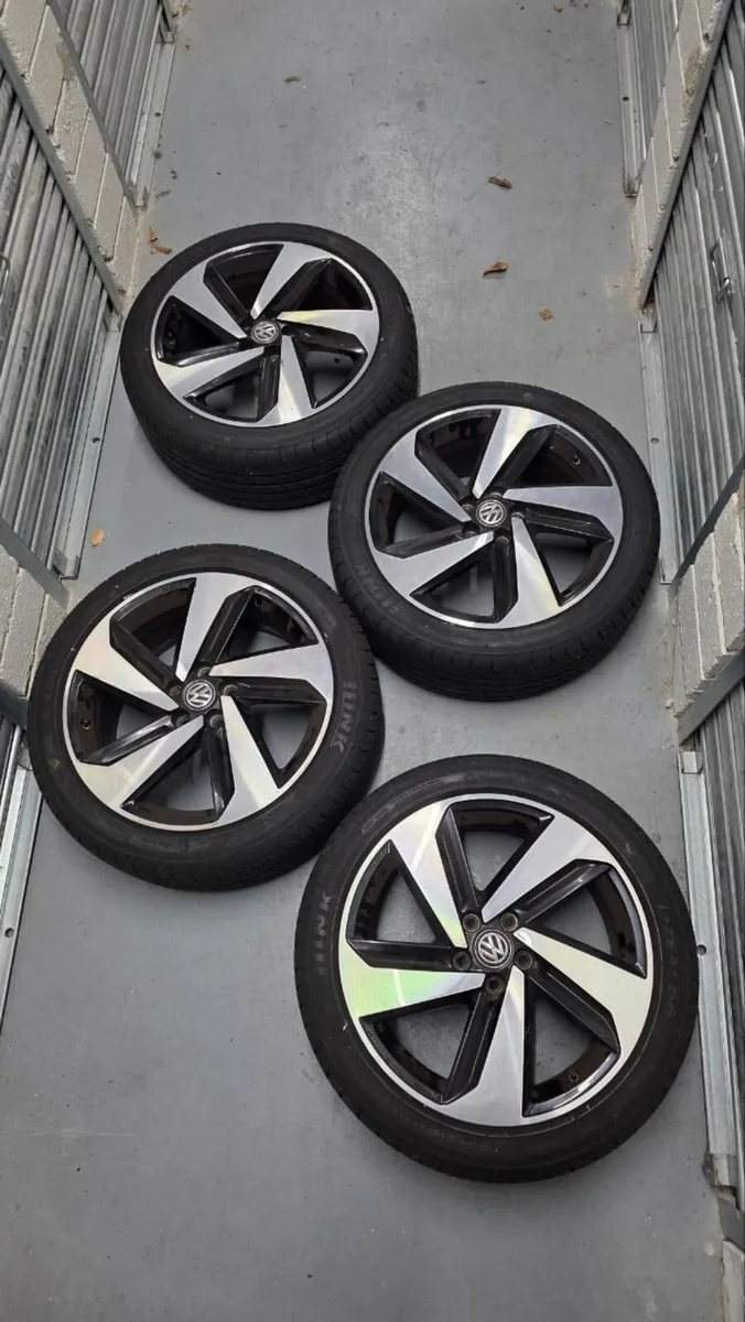 VW Polo GTI 17" Alloy Wheels x4 with Tyres - Image 1