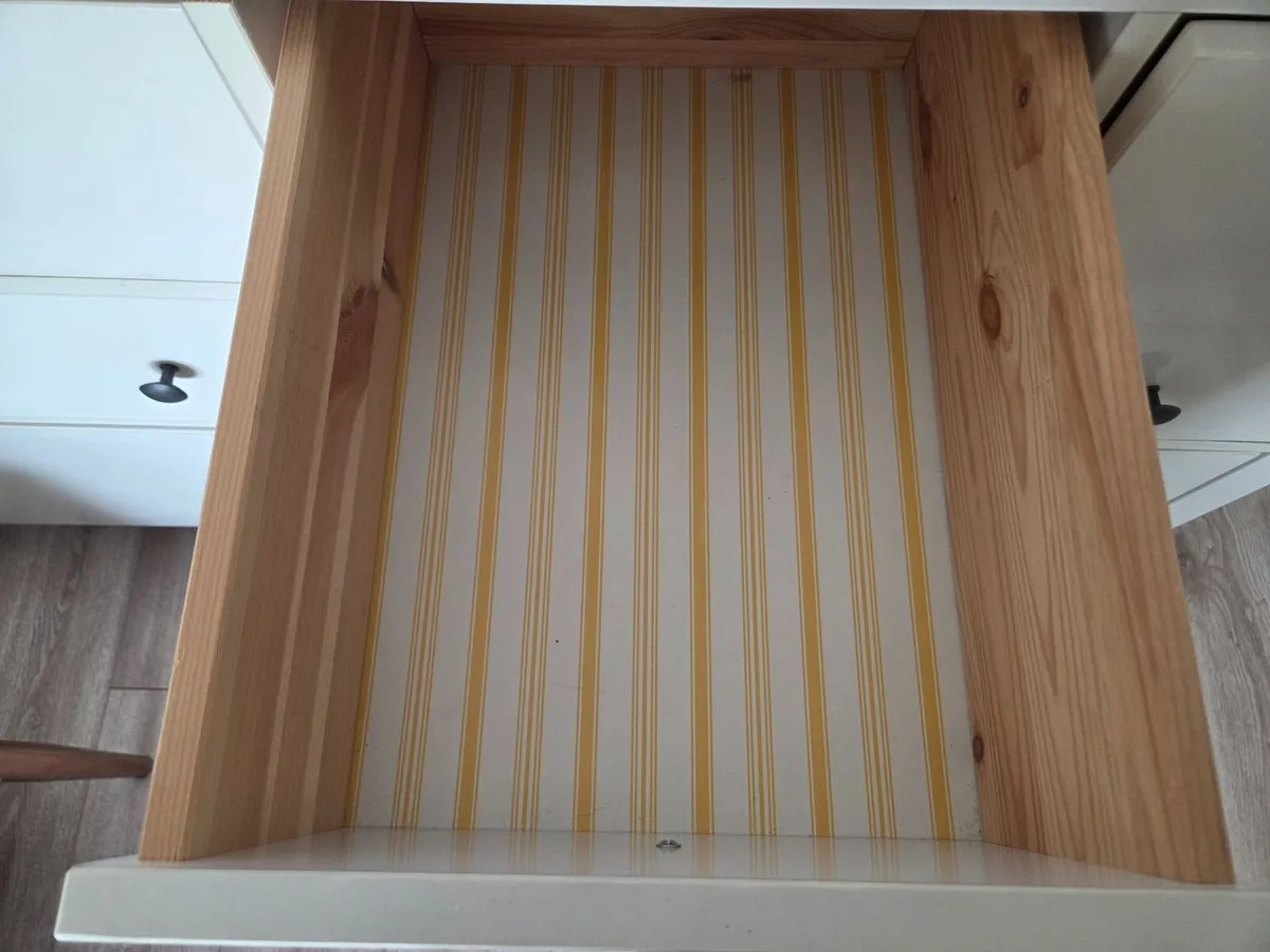 Chest of drawers - Image 4