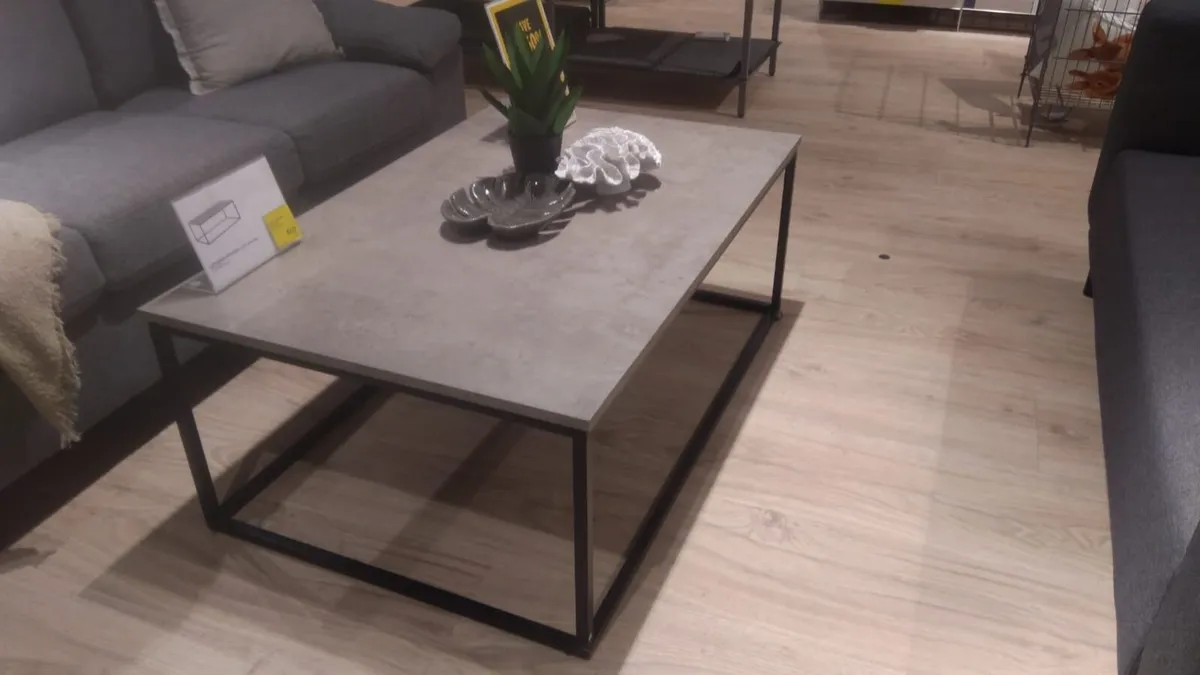 Coffee table - Image 1