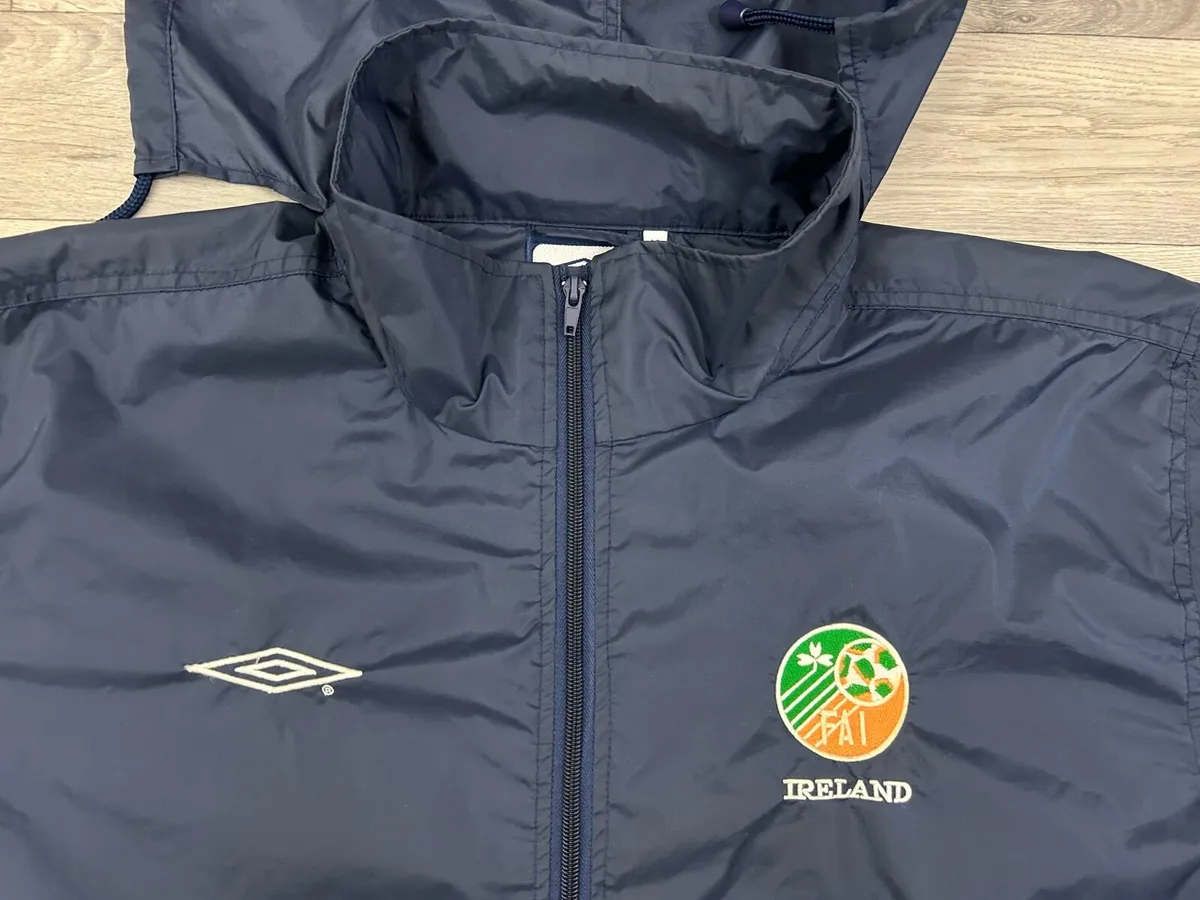 Vintage 90s Umbro Ireland Nylon Jacket Mens M/L - Image 3