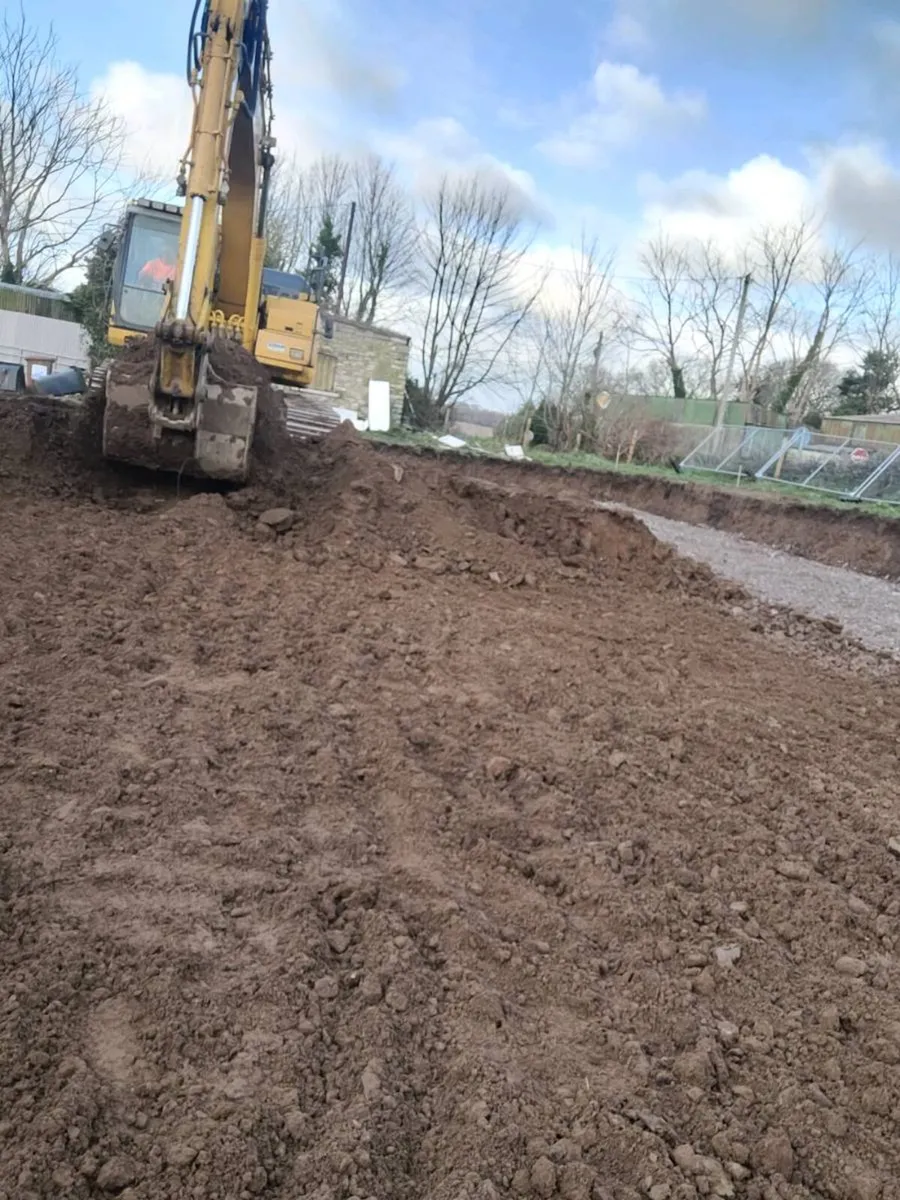 Digger hire - Image 2