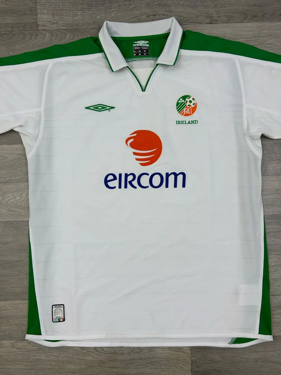 Vintage 2003 Umbro Ireland Away Jersey Mens XL - Image 2