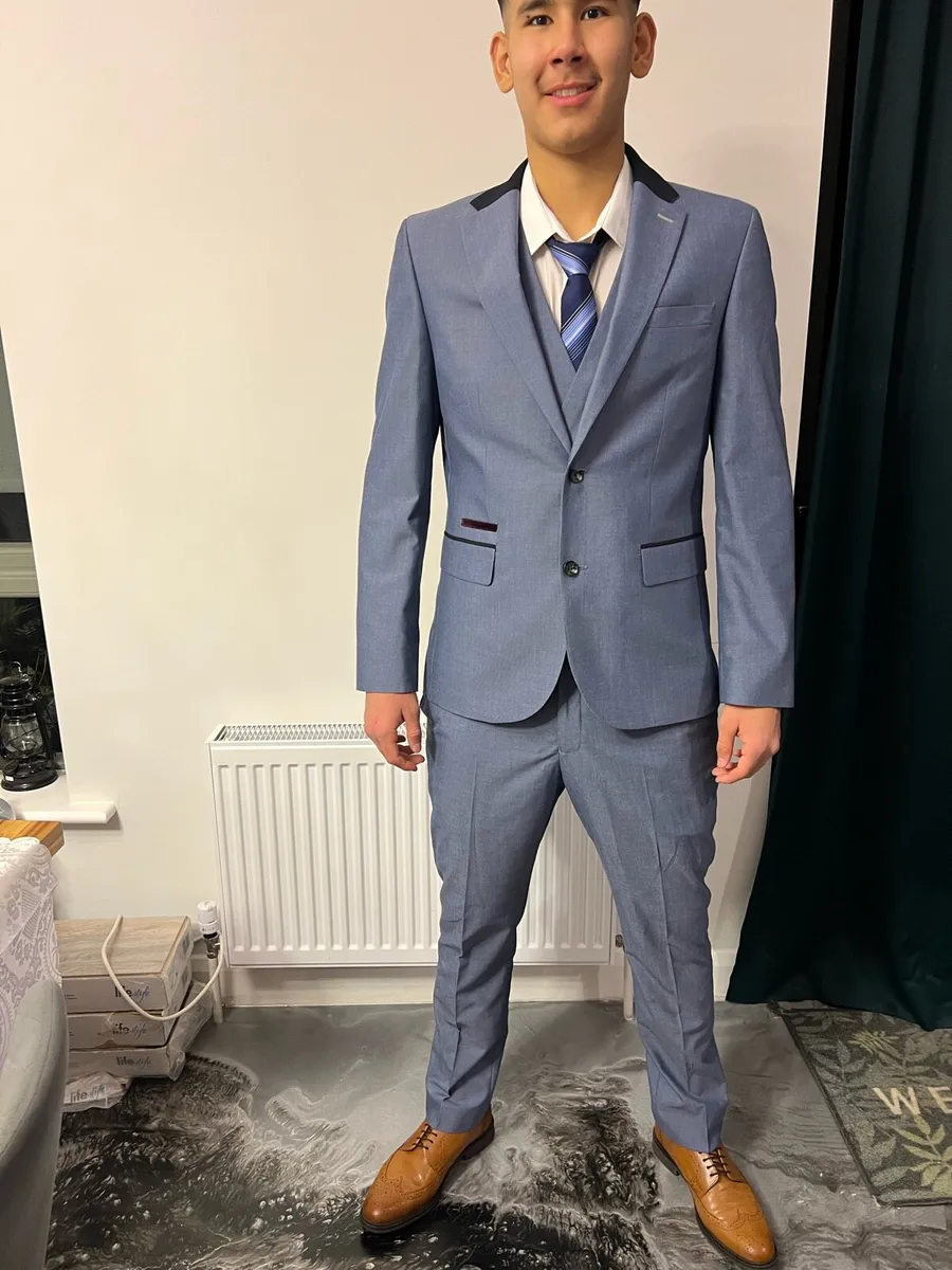 Suit - Image 1