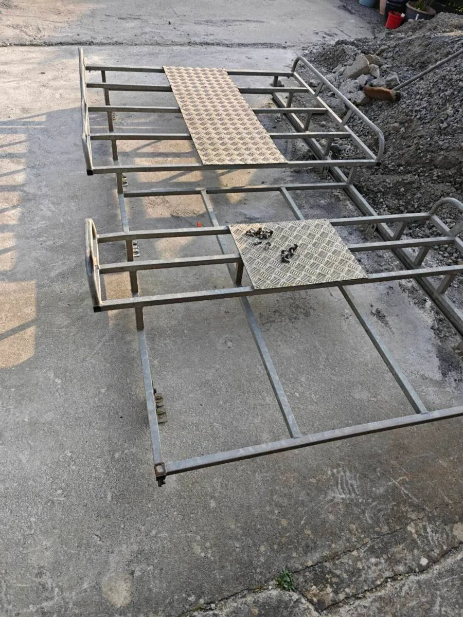 Van roof rack - Image 1