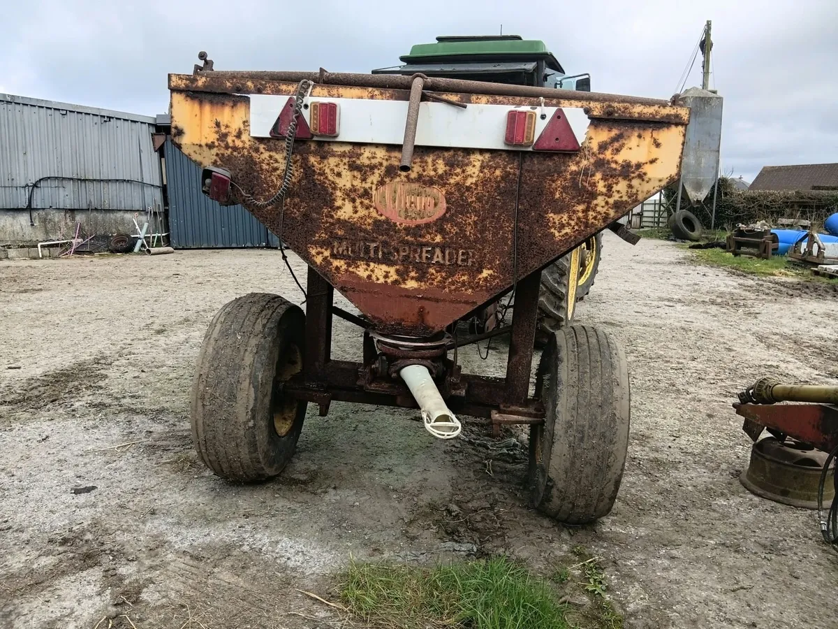 Fertilizer spreader - Image 4