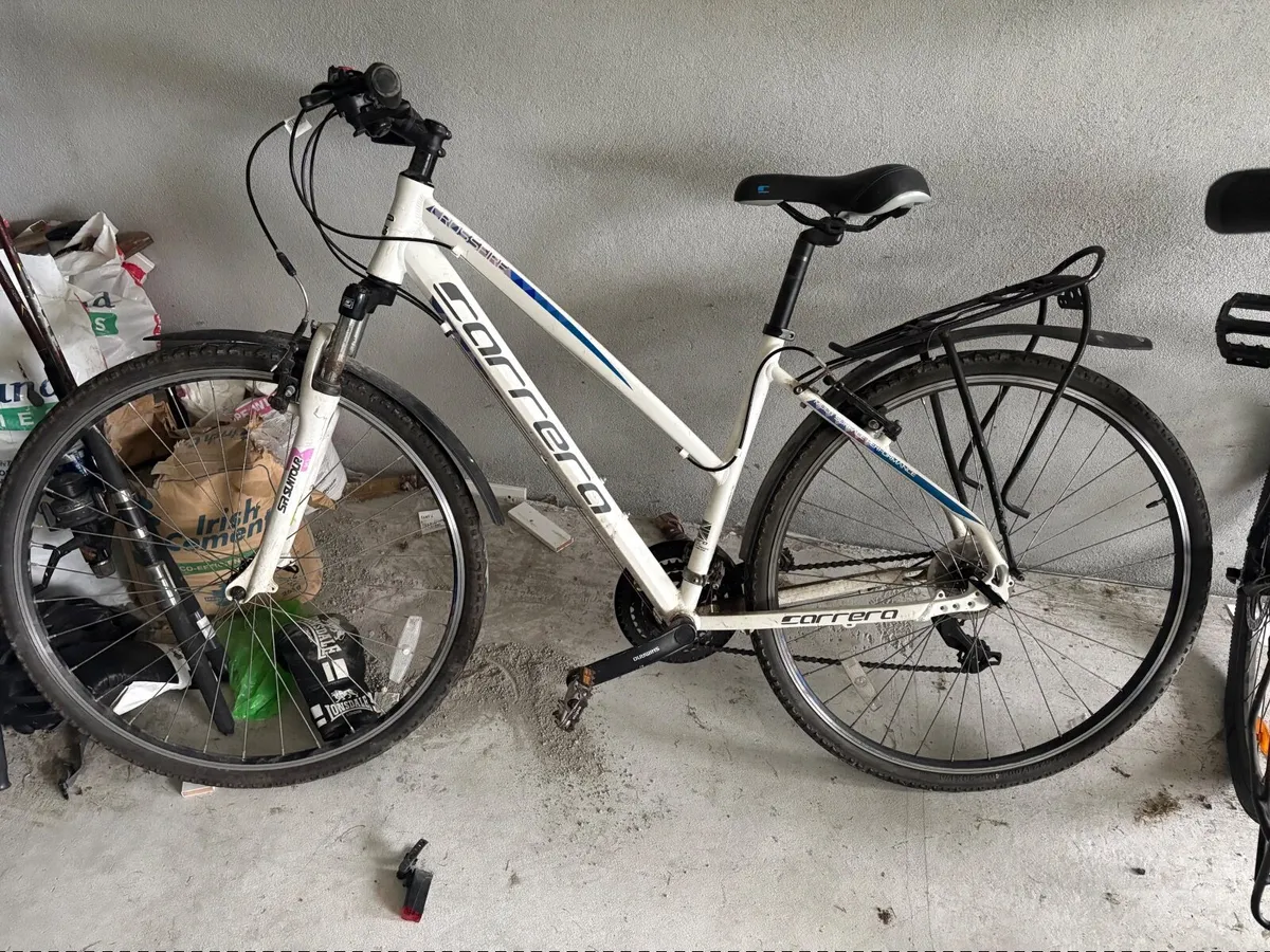 White Carrera Bicycle - Image 3