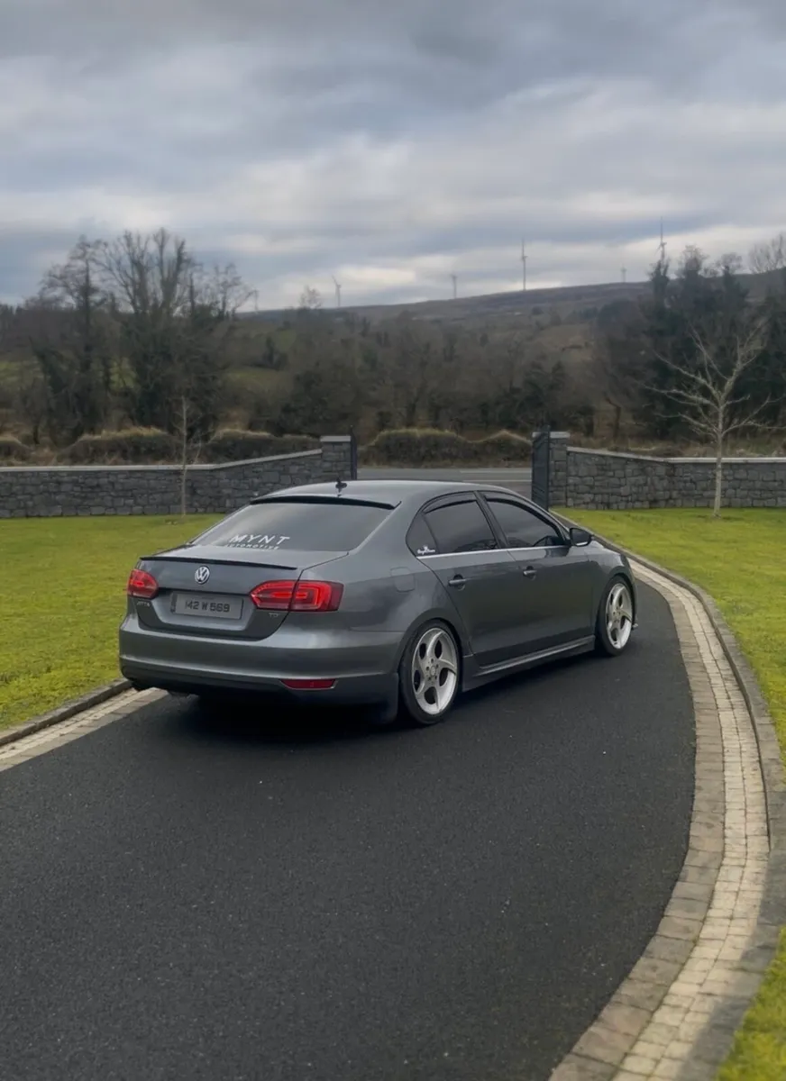 Jetta - Image 4