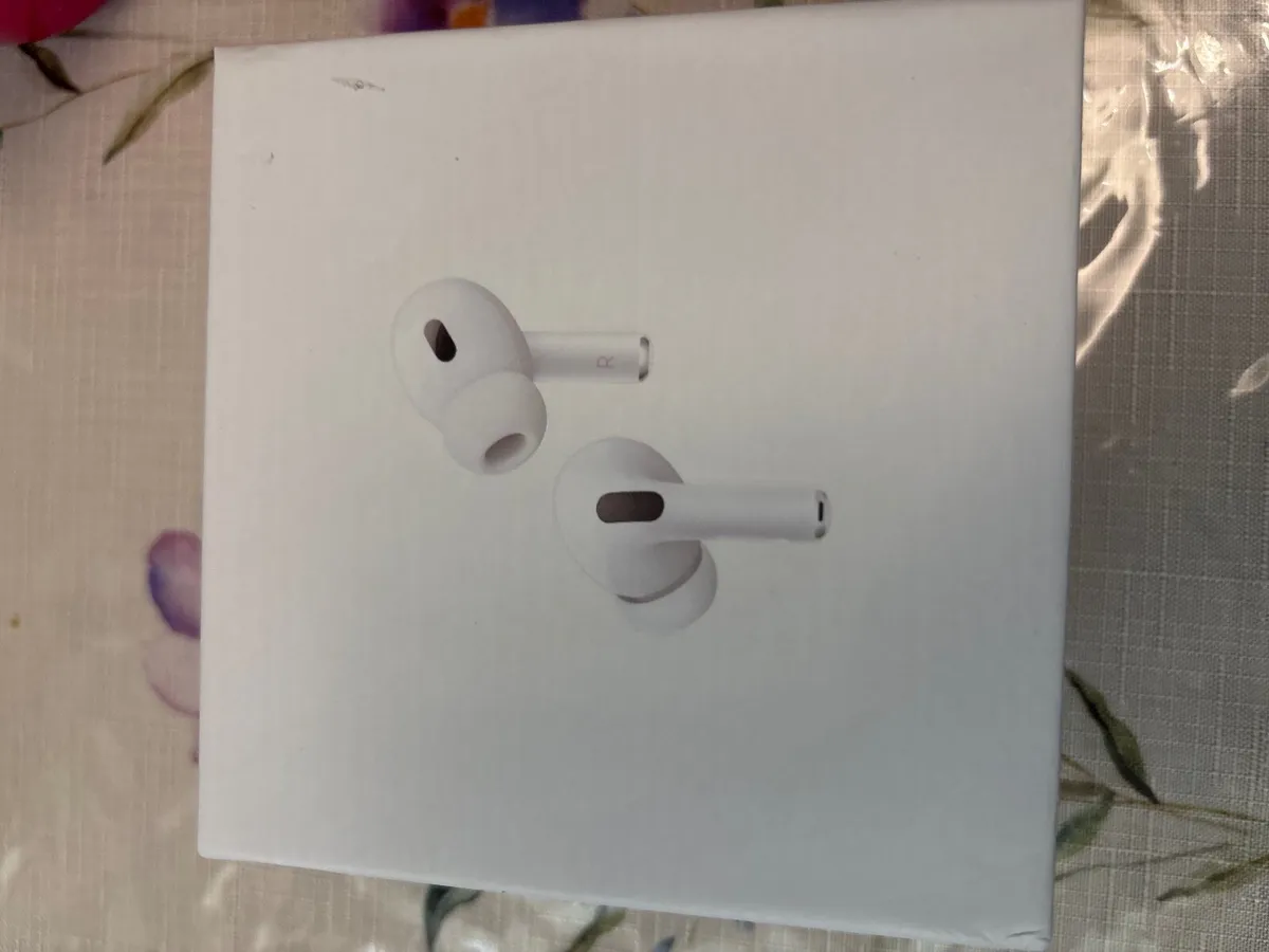 AirPods Pro (2nd generation) - Image 1