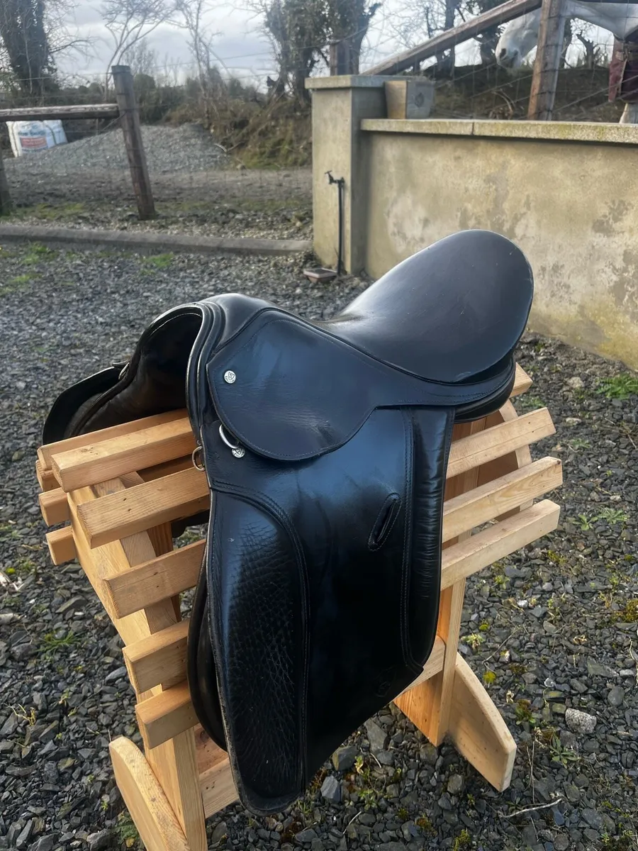 Horse riding saddle - Image 3