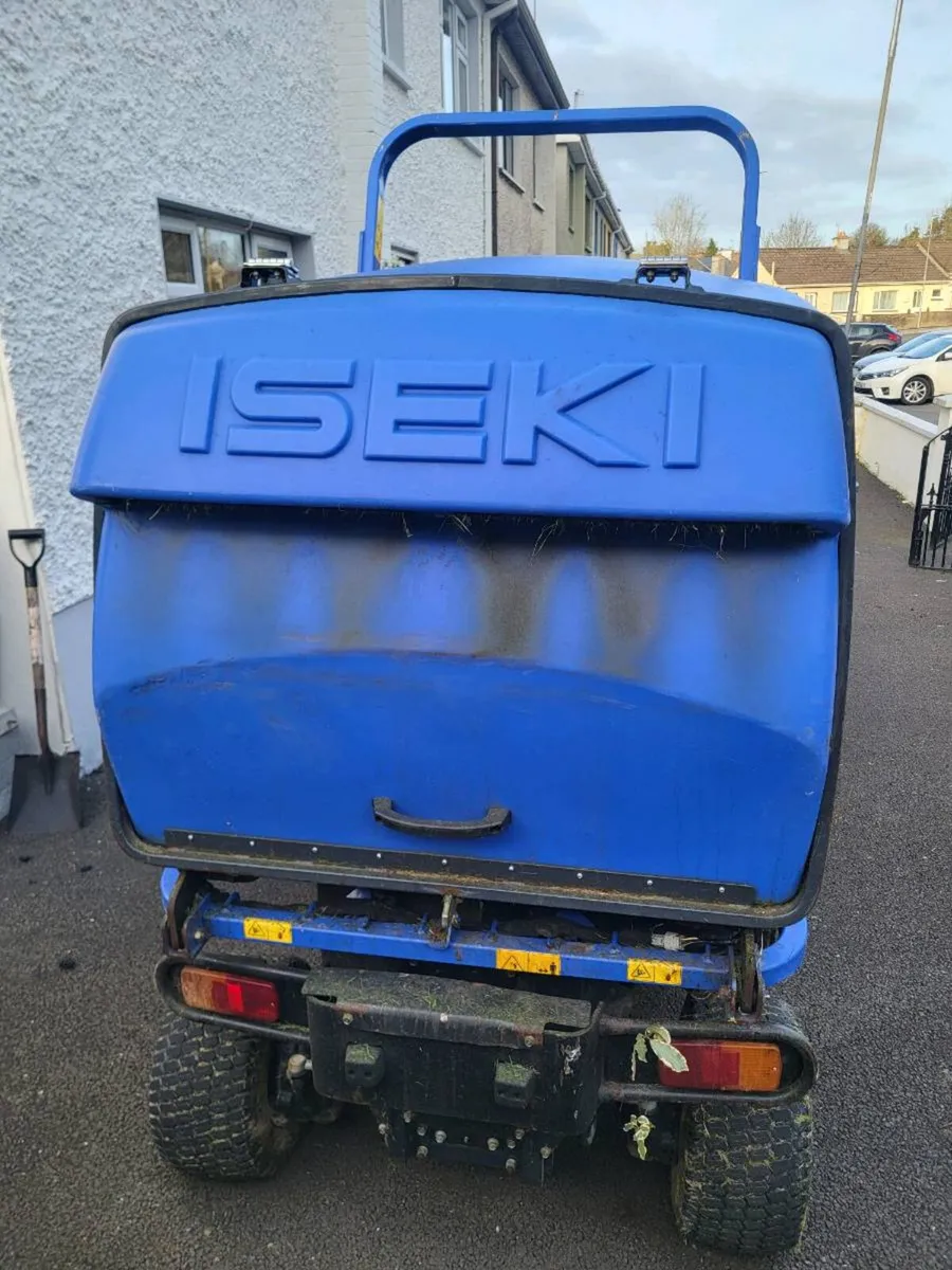 Iseki SF235 mower - Image 3