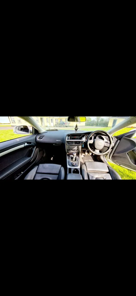 Audi A5 2.0 TDI 2009 – Driving – Needs Repairs - Image 4