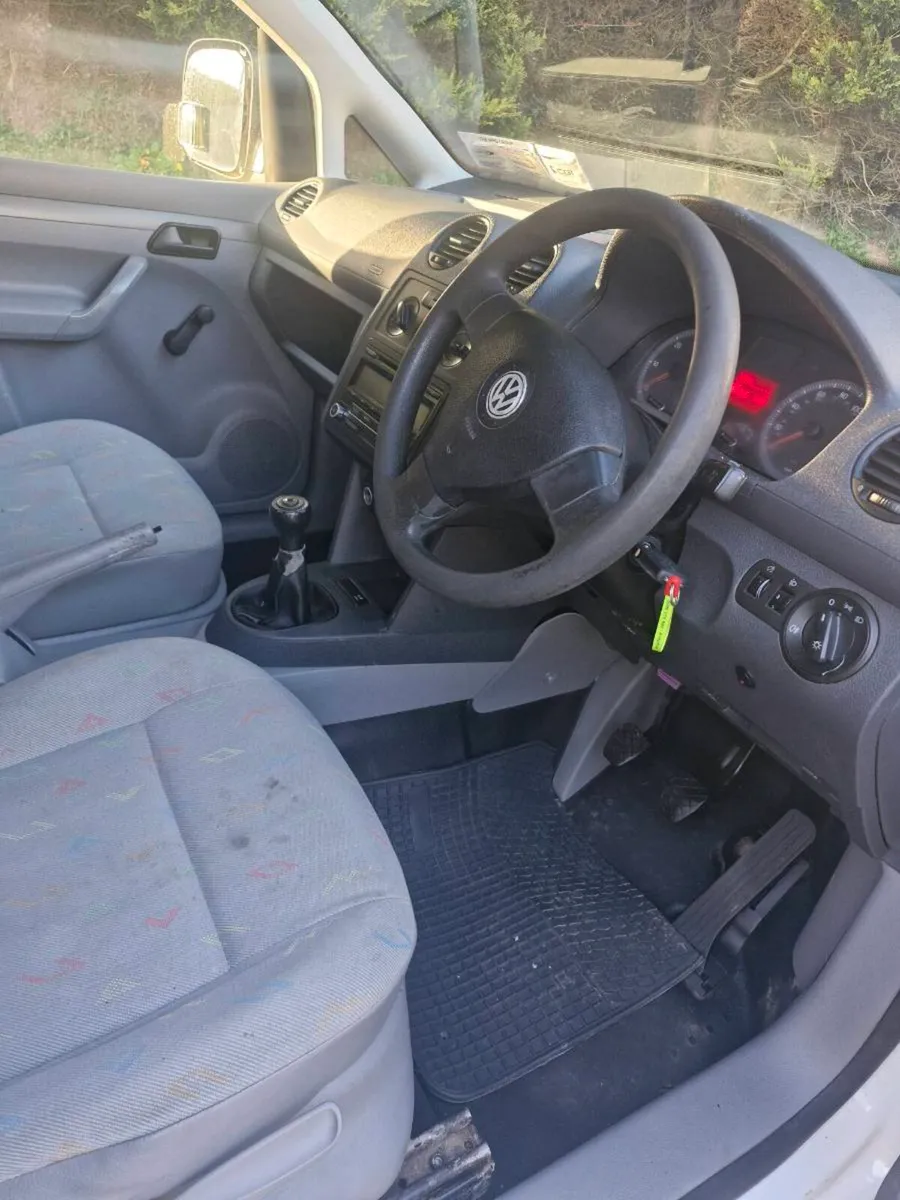Vw caddy maxi - Image 2