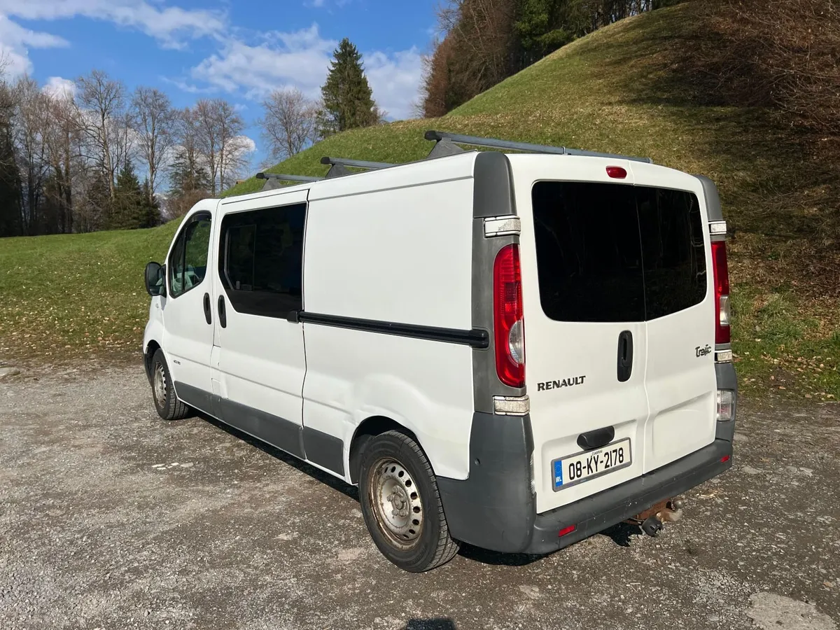 Renault Trafic Camper - Image 3
