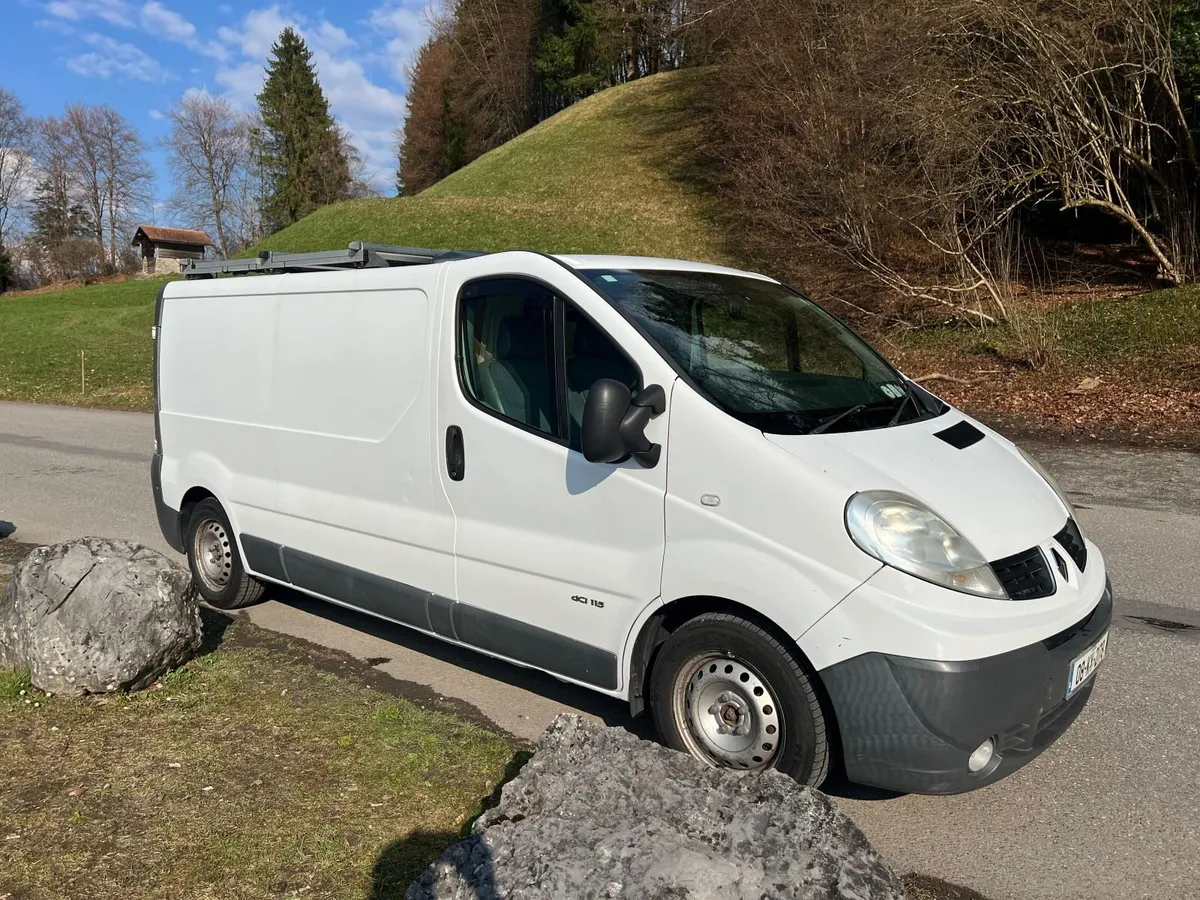 Renault Trafic Camper - Image 3