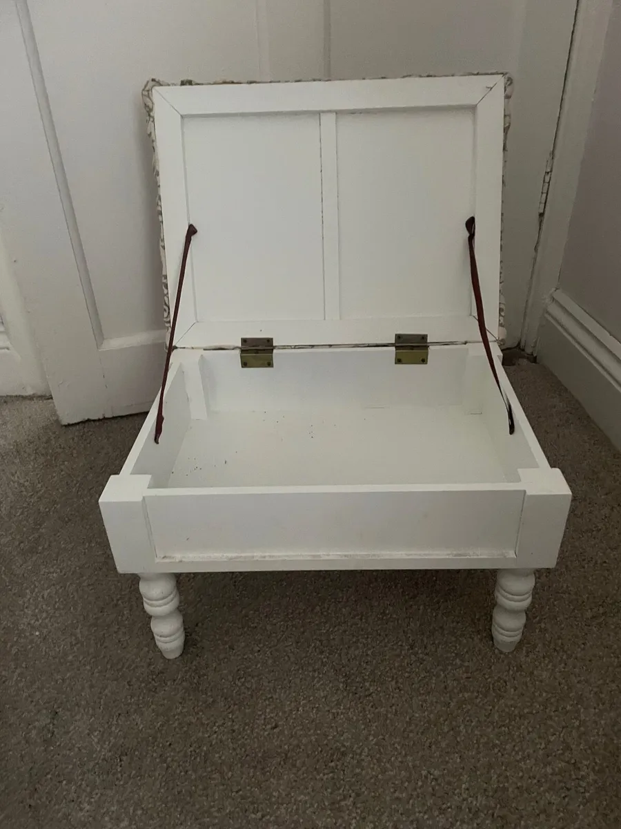 Footstool - Image 2
