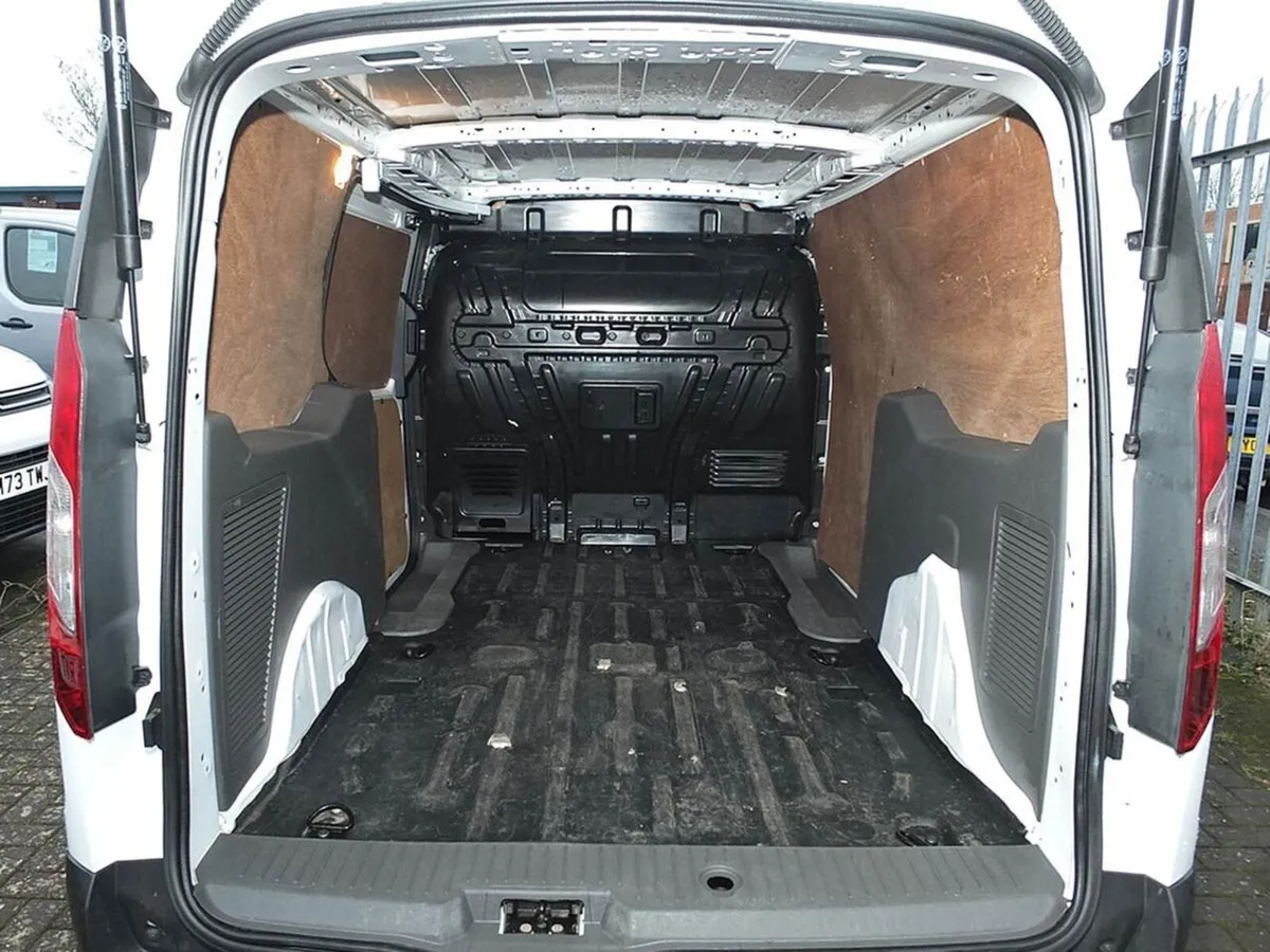 2020 Ford Transit Connect Small Panel Van - Image 4
